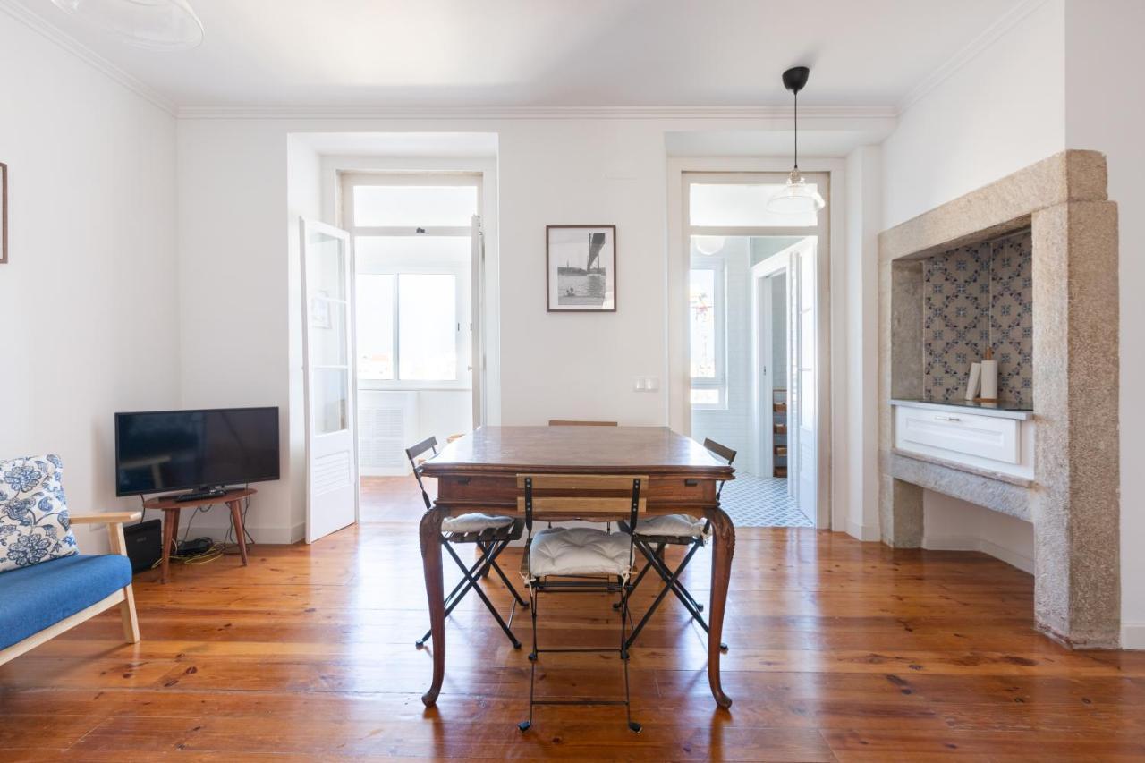 White & Blue Vintage Home In Graca Lisboa Kültér fotó